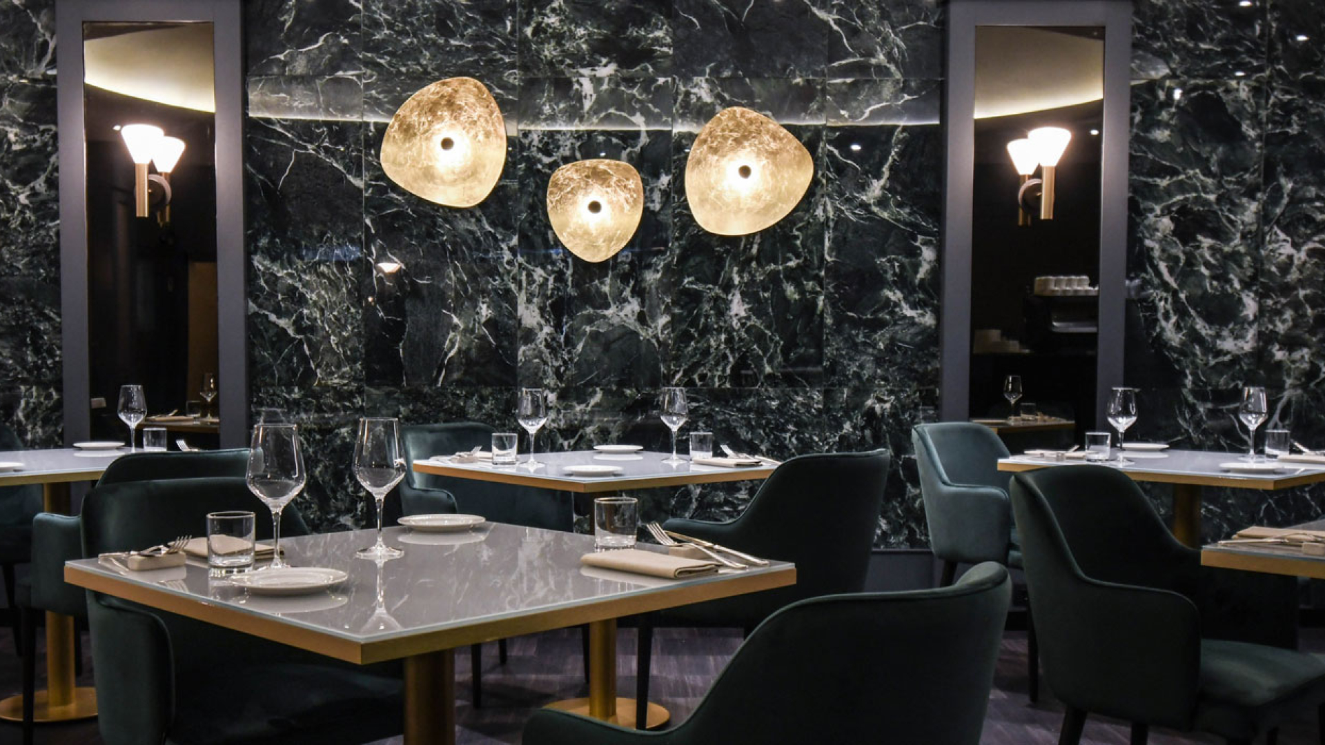 Foto Colori e materiali nell'Illuminazione